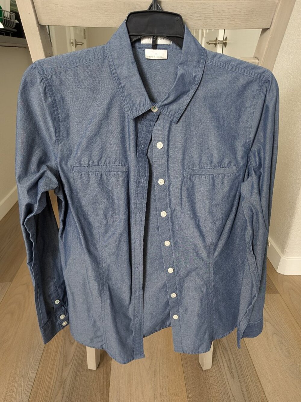 Women's Blue Van Heusen Button Up Dress Shirt